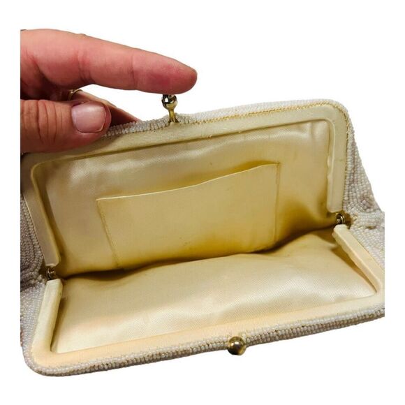 1950s White Seed Bead Clutch, Geometric and Stripe, Evening Bag made in Japan - Picture 5 of 9